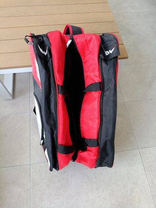 Paletero pádel rojo y negro