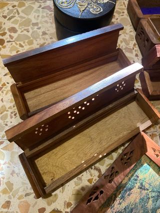 Cajas de madera decoradas y 3 marcos de fotos