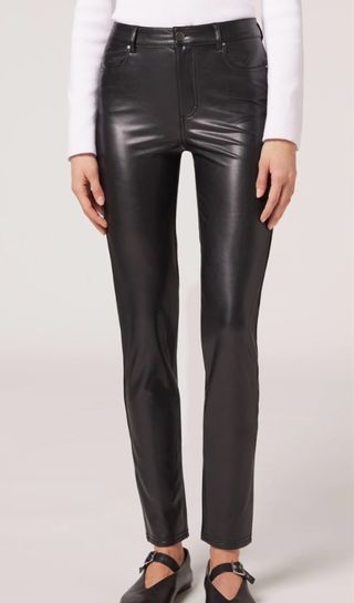 Pantalón efecto piel térmico Calzedonia
