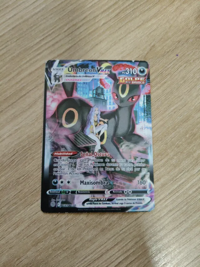 Carta Pokémon Umbreon VMAX 310 HP