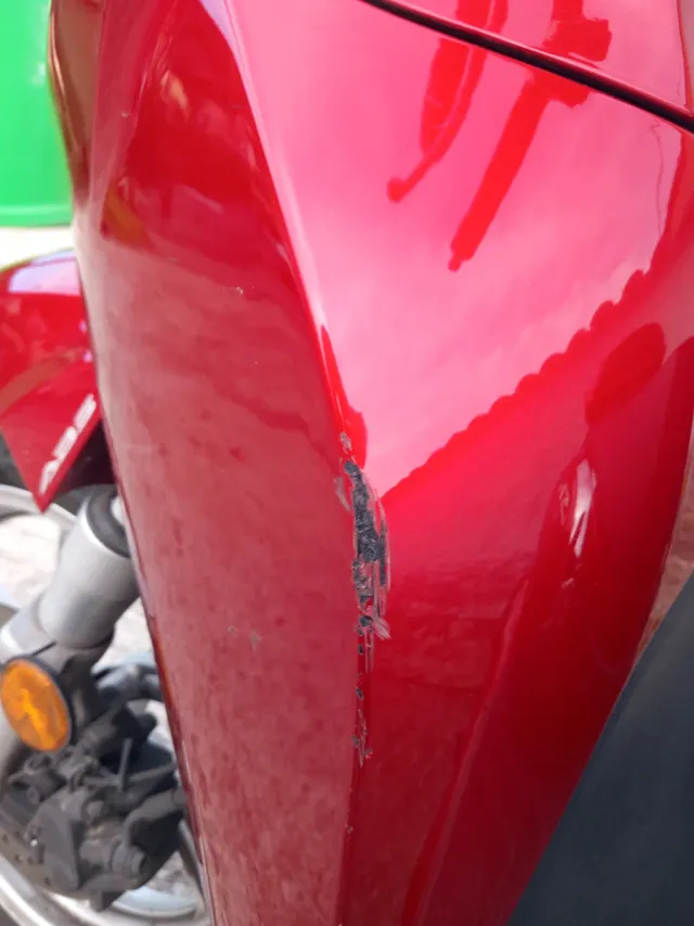 Honda SHI 300 Scooter Roja