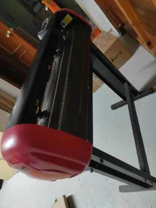 Plotter da taglio per vinile Secabo modello C40