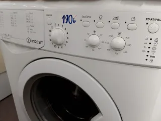 Lavadora Indesit 8kg A+