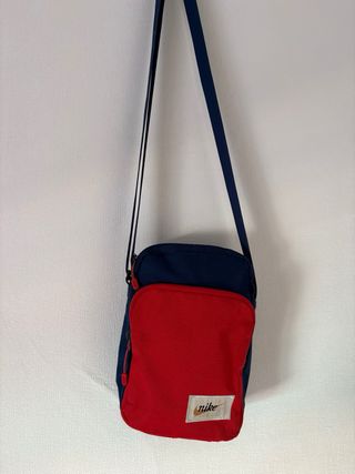 Bandolera Nike Roja y Azul