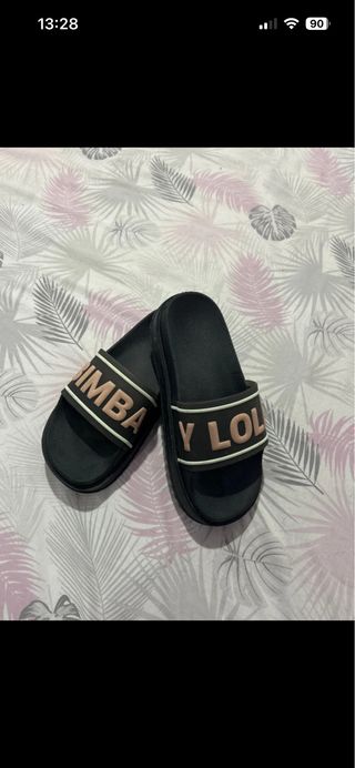 Chanclas Bimba y Lola, solo tienen un uso