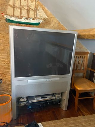 TV Sony Retroproyector 41 Plata