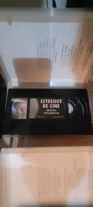 Lote 4 Películas VHS (Español)