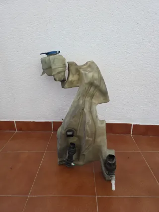 Depósito Limpiaparabrisas y Lavafaros audi a4 b7