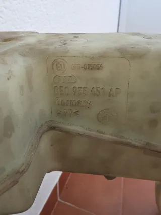 Depósito Limpiaparabrisas y Lavafaros audi a4 b7