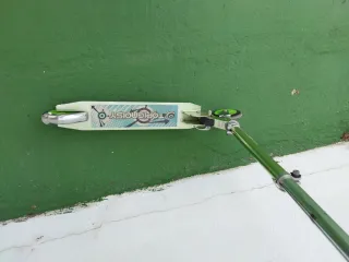 Patinete plegable azul