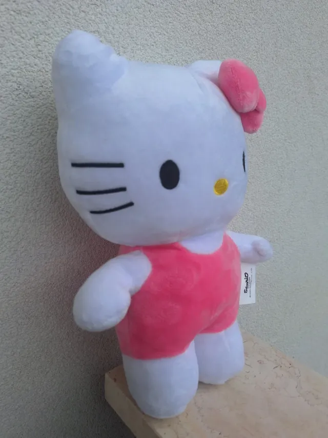 Peluche Hello Kitty, Sanrio