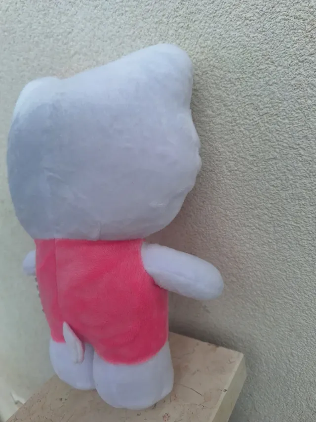 Peluche Hello Kitty, Sanrio
