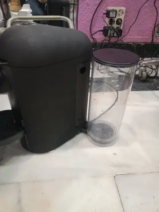 Cafetera Nespresso Krups Negra