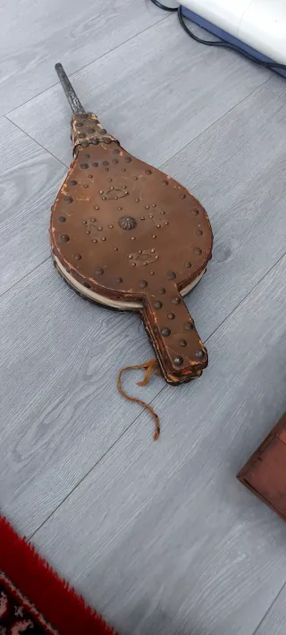 Soffietto per barbecue in pelle e metallo