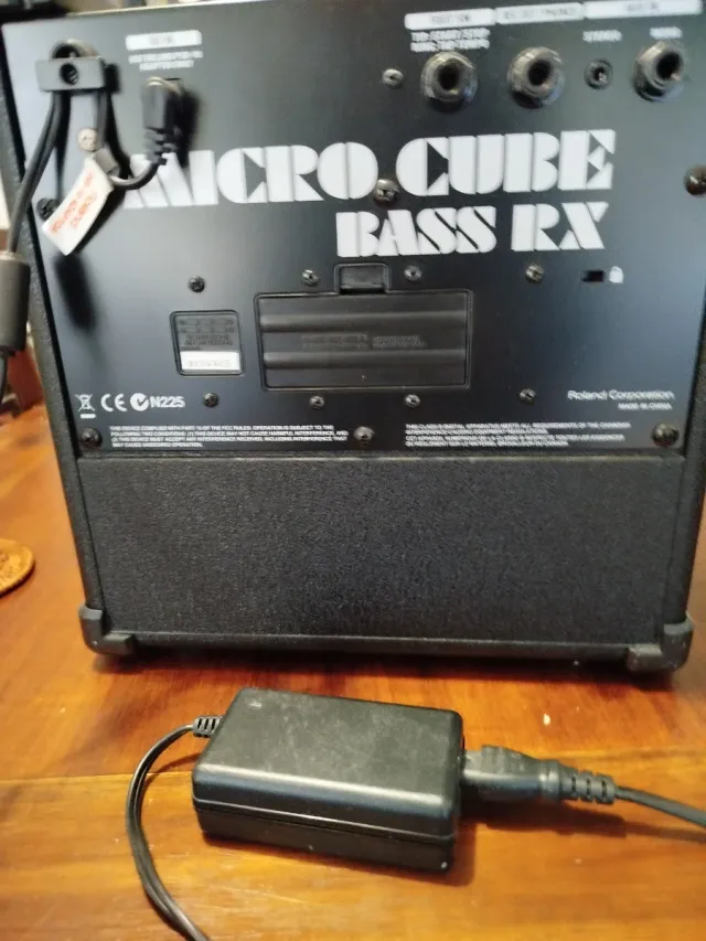 Ampli Roland Bass Micro Cube RX