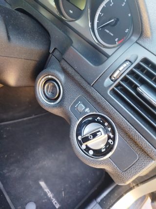 interior asientos piel negro mercedes