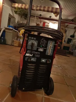 Grupo de soldar eléctrico.