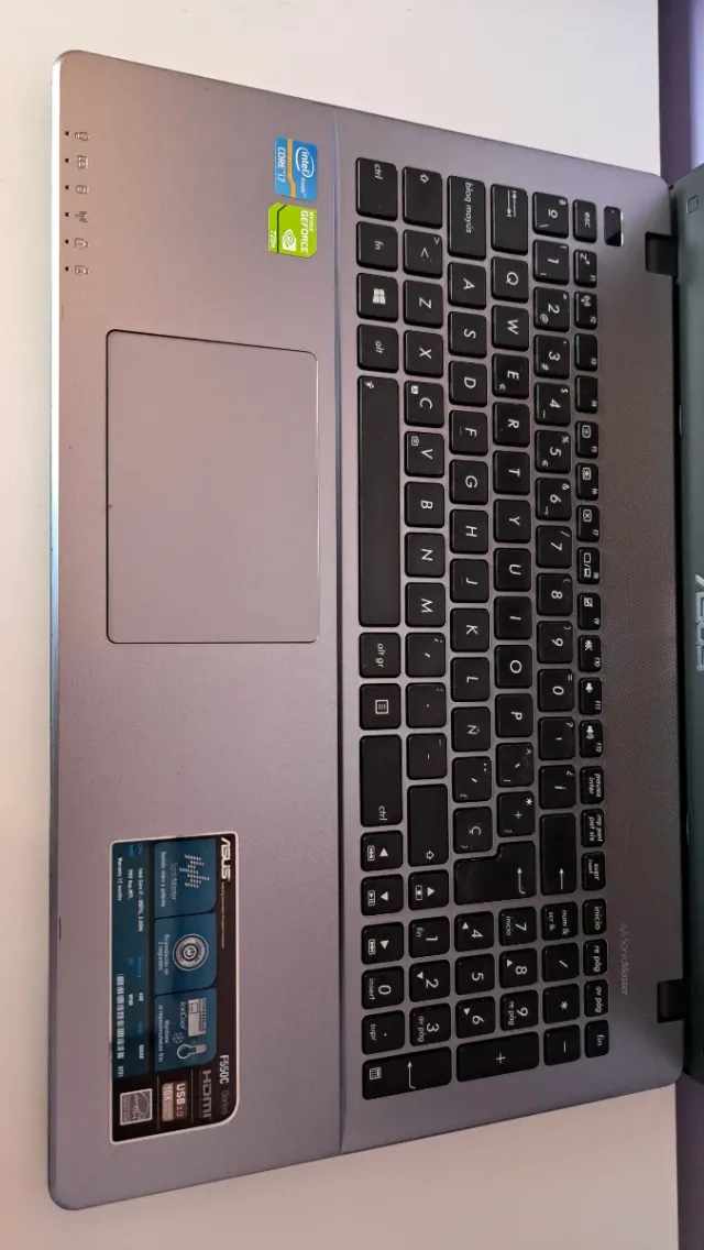 Portátil Asus Intel Core i7