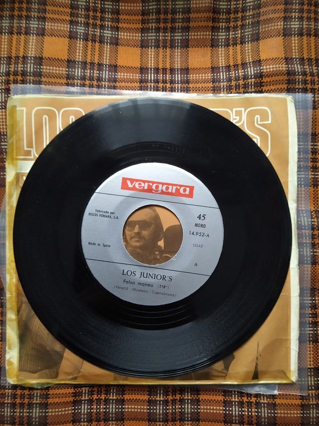 Single Los Junior's - Falsa monea 1971