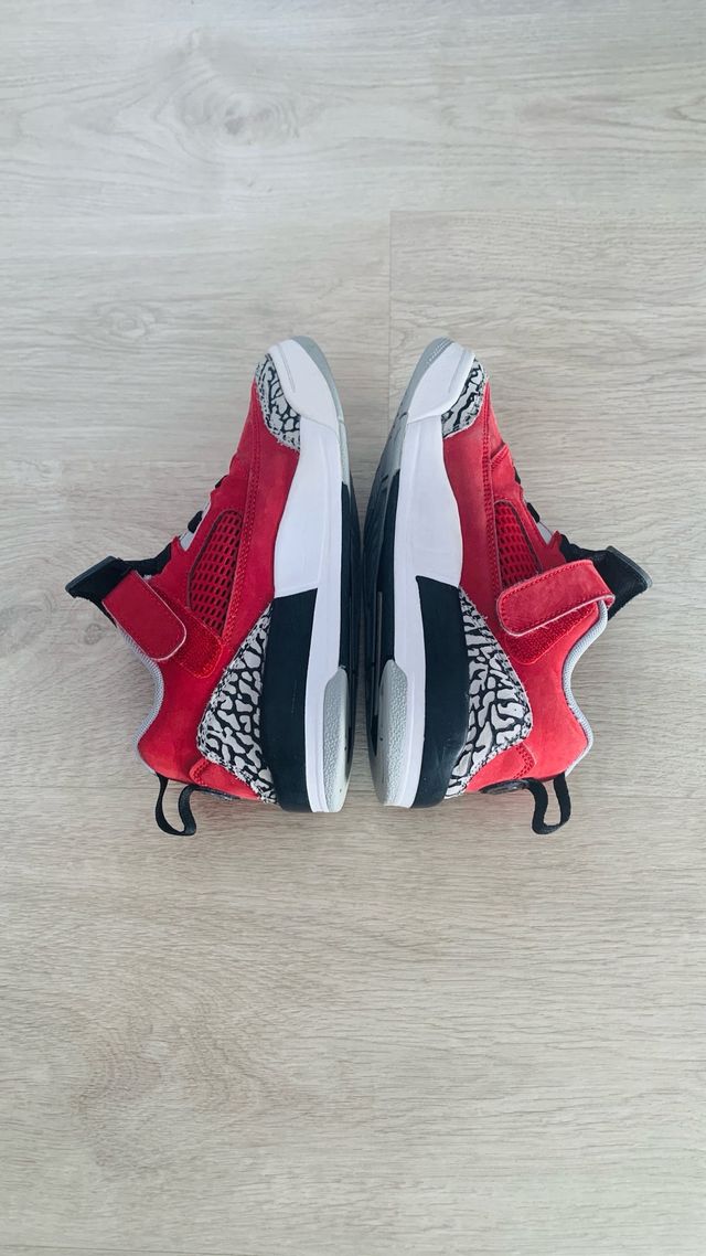 Jordan Spizike niño 2024 rojo/negro