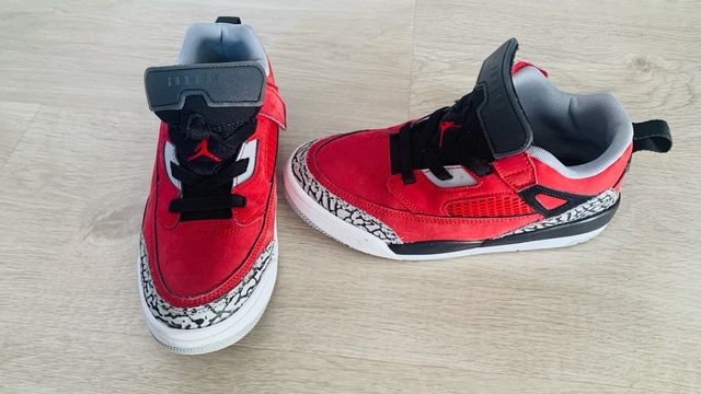 Jordan Spizike niño 2024 rojo/negro