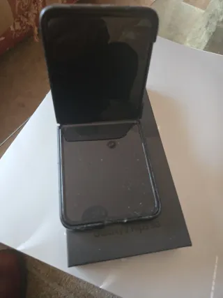 Samsung Galaxy Z Flip3 5G Nero