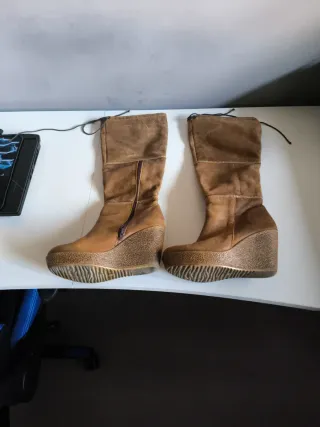 Botas altas marrones