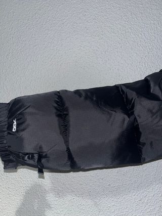 Cazadora Negra Plumas