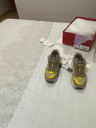 Tenis Valentino Garavani Beige/Amarillo,