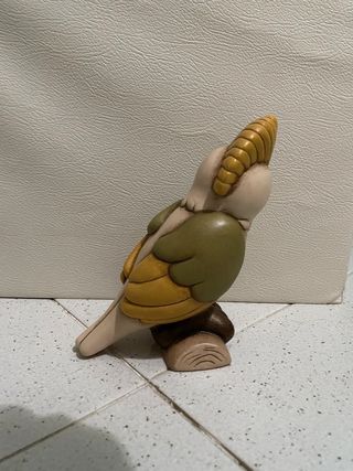 Thun Pappagallo su Tronco