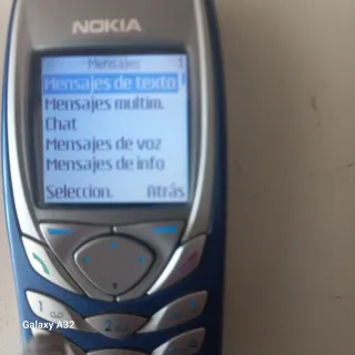 Nokia 6100 azul/plata vintage
