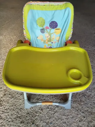 Trona Jane con funda y bandeja