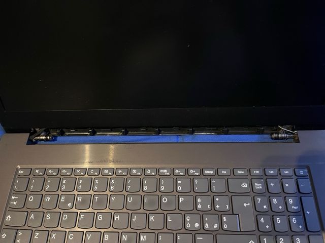 Lenovo Intel Core i5 8GB RAM 500GB 17"