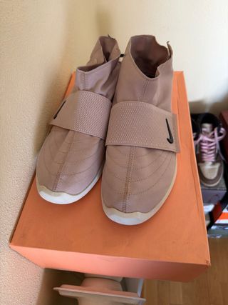 Nike Air Fear Of God Raid Pink