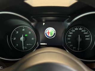Alfa Romeo Stelvio 2.2 Diésel 154kW (210CV) Executive Q4