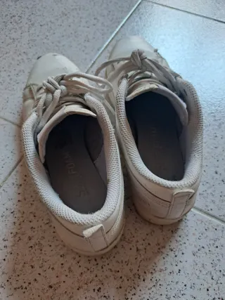 Zapatos blancos puma