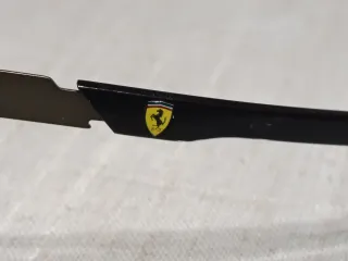 Montura de gafas negra