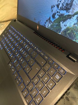 Portátil Gaming Acer Nitro V 15