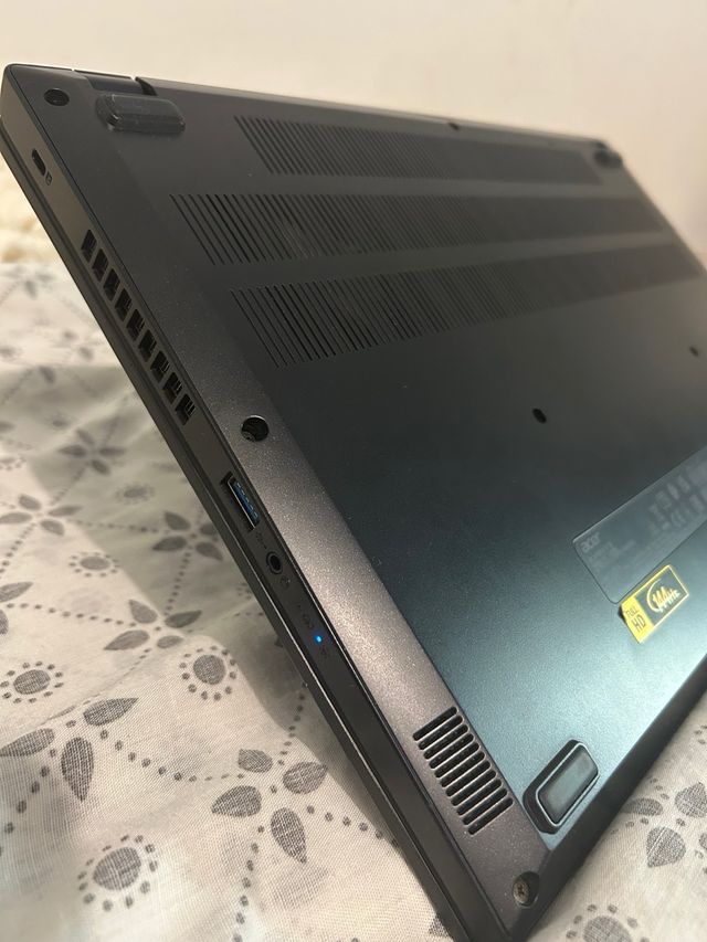 Portátil Gaming Acer Nitro V 15