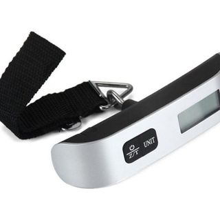 Báscula de mano para pesar maletas