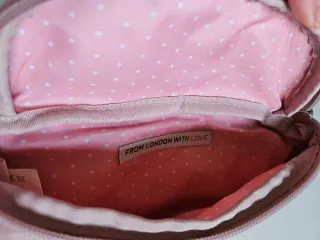 Riñonera Pepe Jeans rosa con pompón