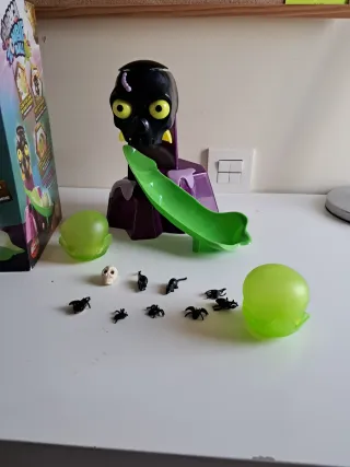 Juego Fábrica Zombie Ball Bizak