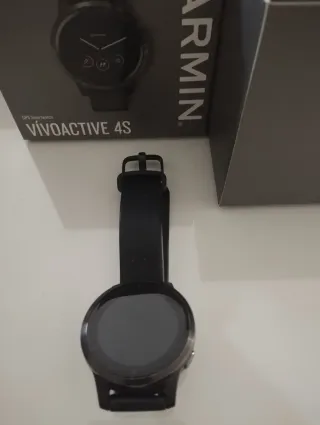 Garmin Vivoactive 4s ¡Tu entrador siempre contigo!