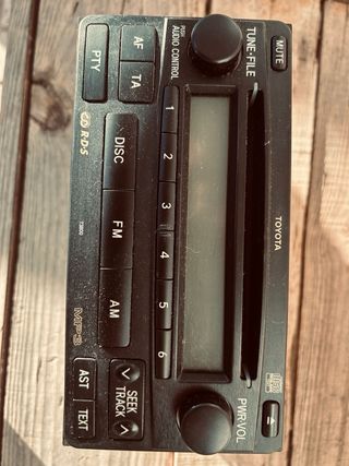 Frontal  Radio CD Toyota Hilux