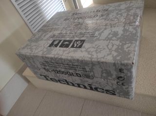 Technics SL-1200GLD Giradiscos Negro/Dorado