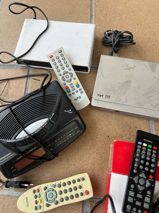 Lote TDT y Despertador Fonestar, NPG,