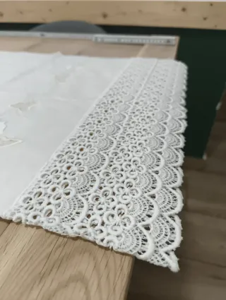 Sábana y funda de almohada con encaje hecho a mano