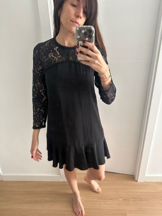 Vestido negro encaje