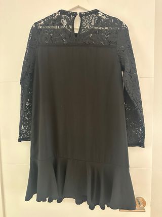 Vestido negro encaje