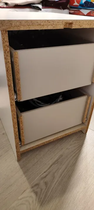 Mesita de noche Ikea Malm